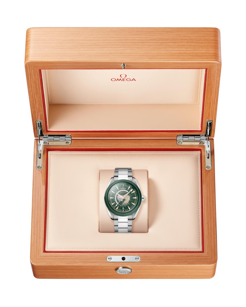 Omega Seamaster Aqua Terra Green Dial Men 43MM