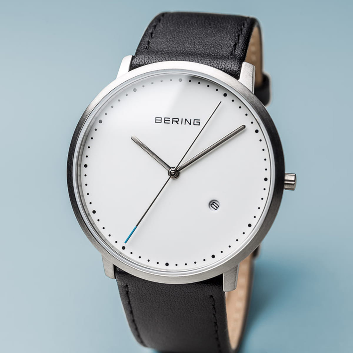 Bering Classic White Dial Unisex 39mm